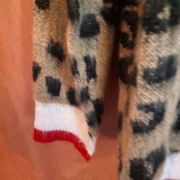 Lulus animal print varsity sweater size M/L NEW - Picture 5 of 8